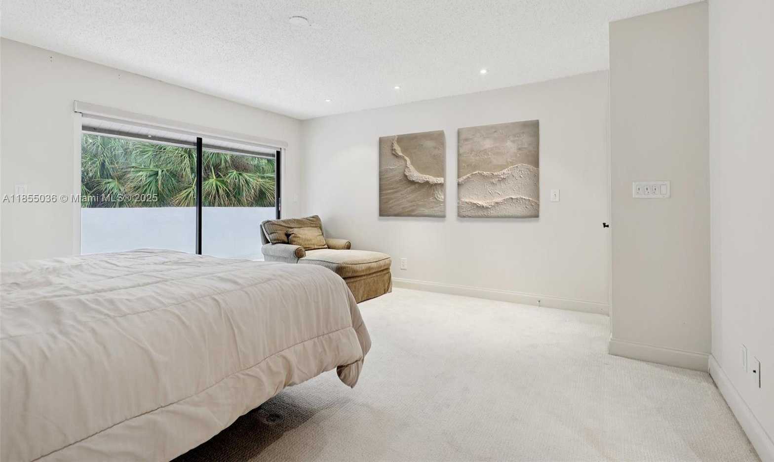 Small Image of 121 SOUTH WEST 96TH TER #205, Plantation Number 18