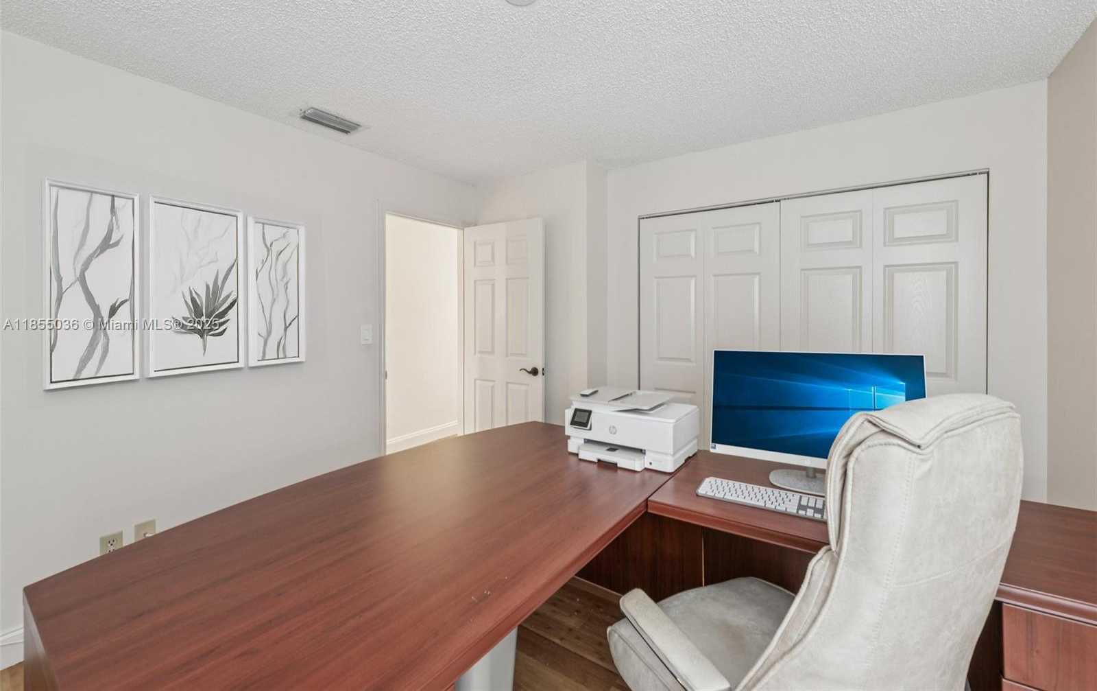 Small Image of 121 SOUTH WEST 96TH TER #205, Plantation Number 26