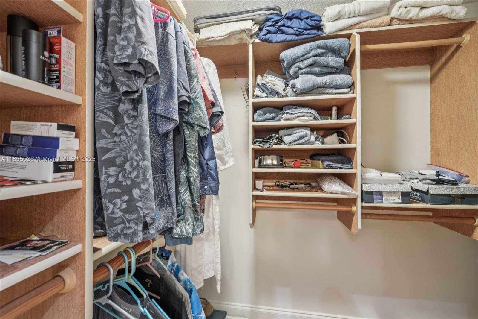 Small Image of 121 SOUTH WEST 96TH TER #205, Plantation Number 31