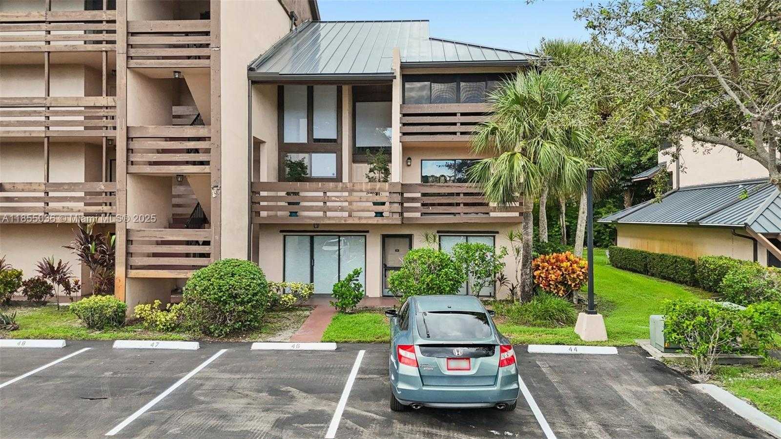 Small Image of 121 SOUTH WEST 96TH TER #205, Plantation Number 35