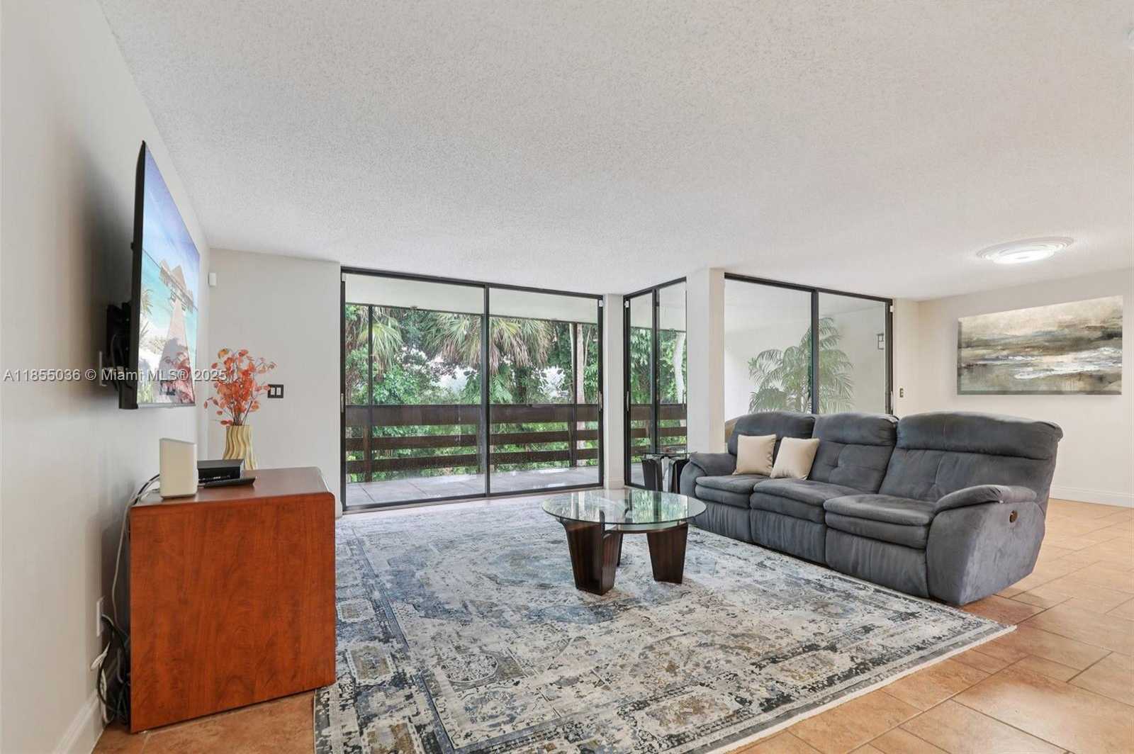 Small Image of 121 SOUTH WEST 96TH TER #205, Plantation Number 4