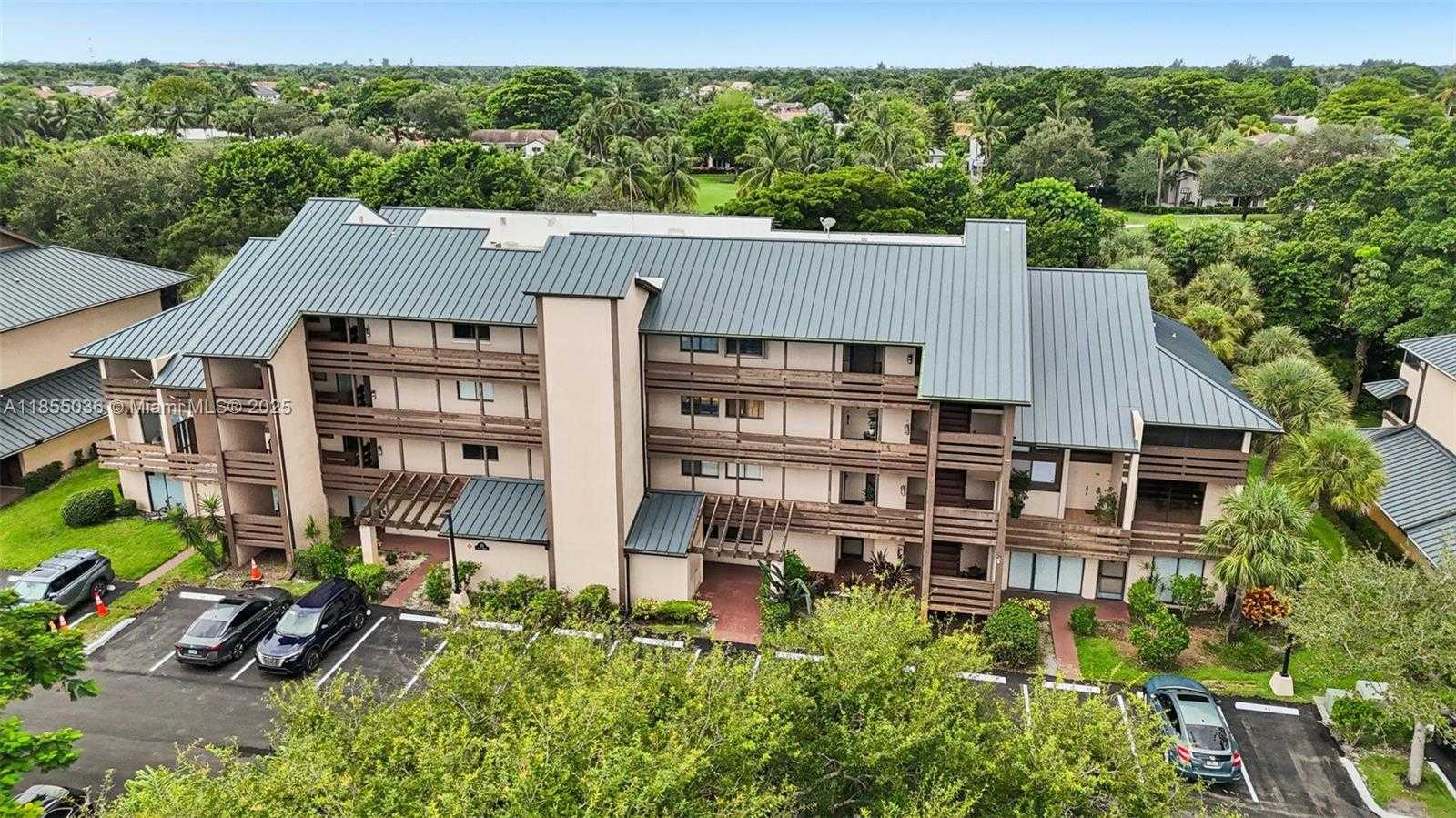 Small Image of 121 SOUTH WEST 96TH TER #205, Plantation Number 40