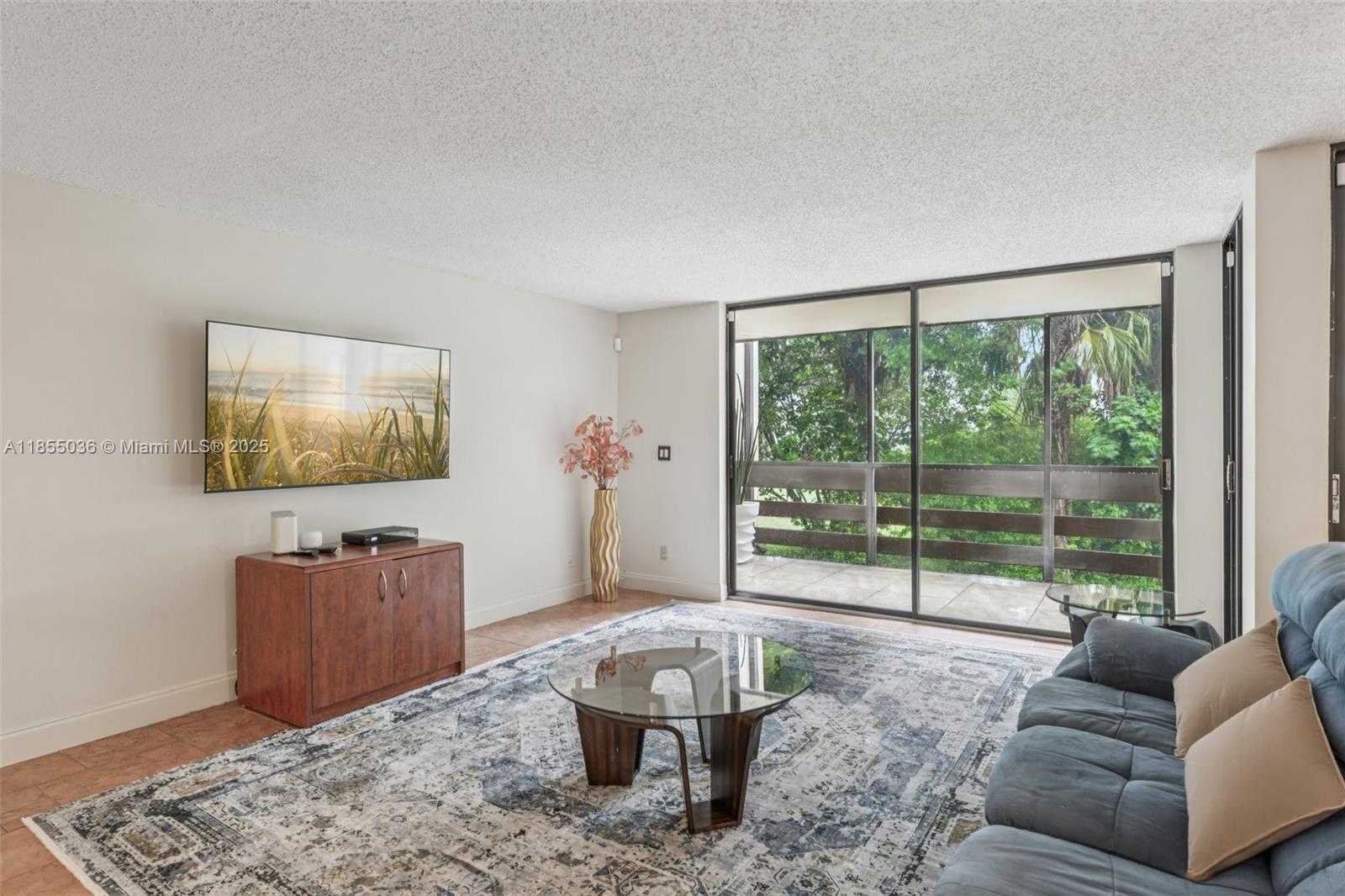 Small Image of 121 SOUTH WEST 96TH TER #205, Plantation Number 5