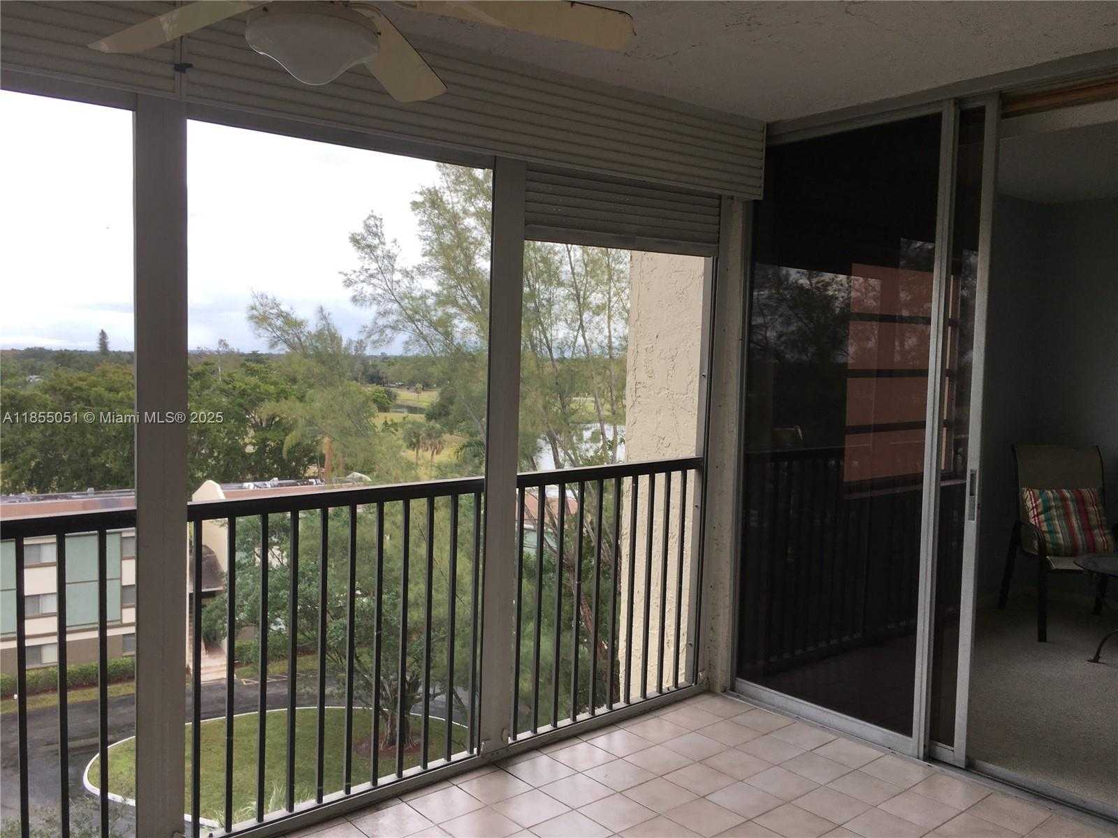 Small Image of 3940 INVERRARY BLVD #701A, Lauderhill Number 37