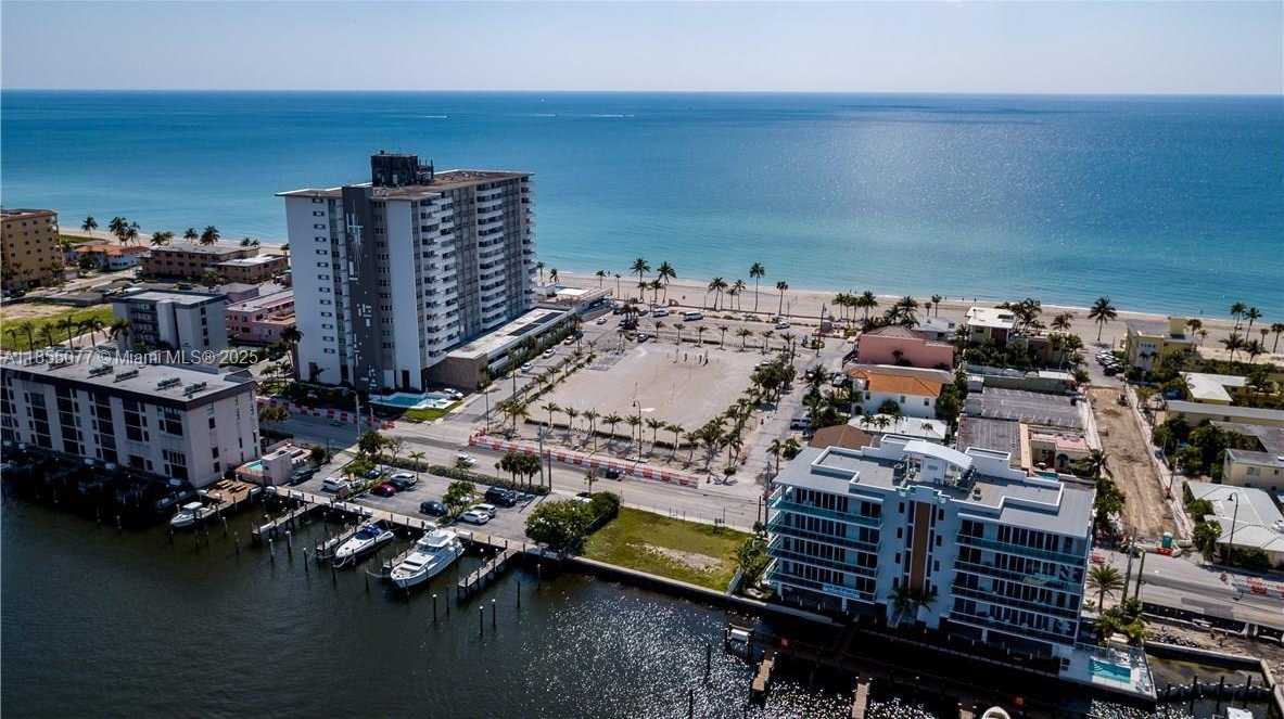 Small Image of 3111 NORTH OCEAN DR #1503, Hollywood Number 17