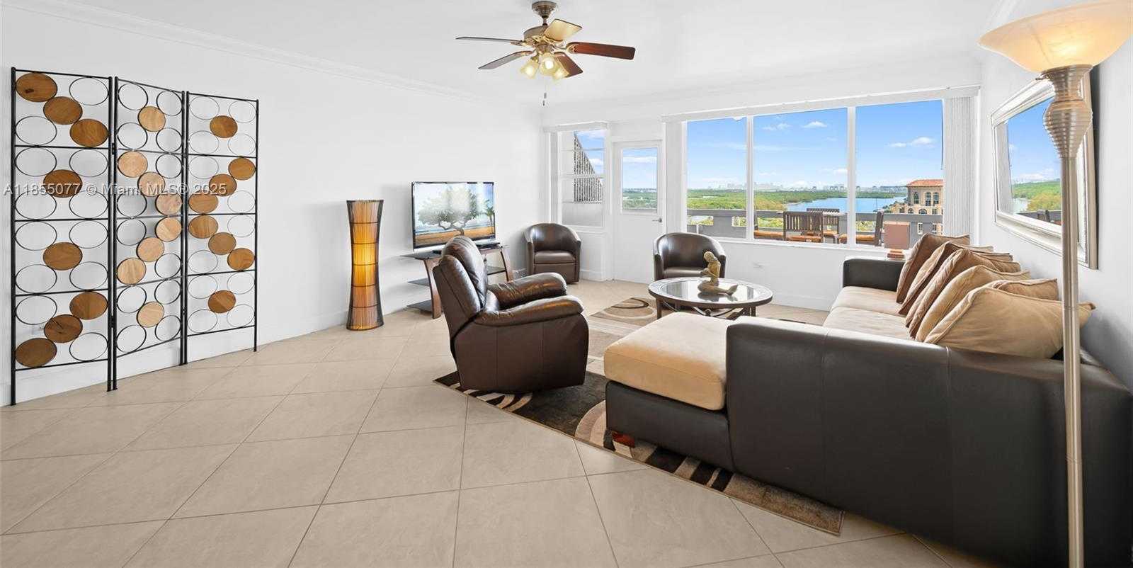 Small Image of 3111 NORTH OCEAN DR #1503, Hollywood Number 2
