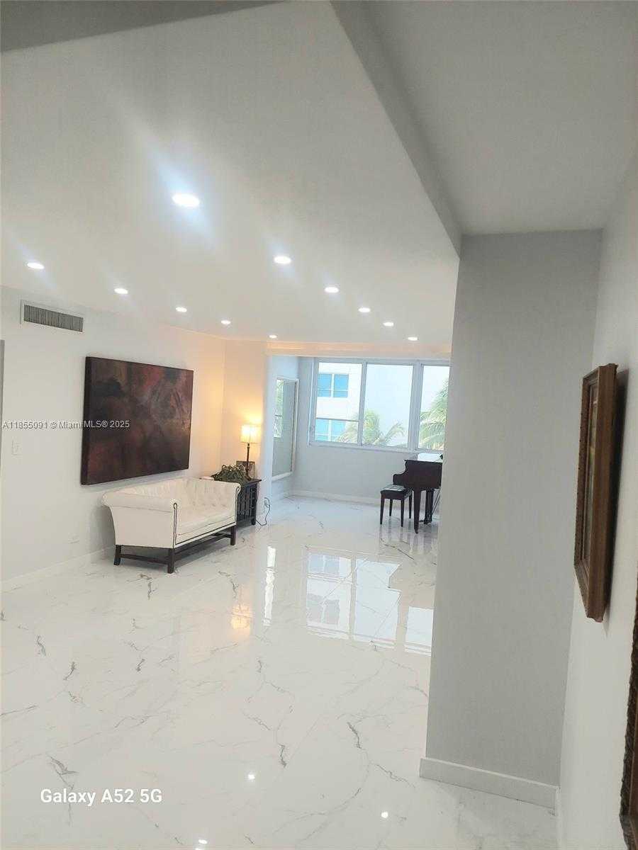 Small Image of Miami Beach Number 2