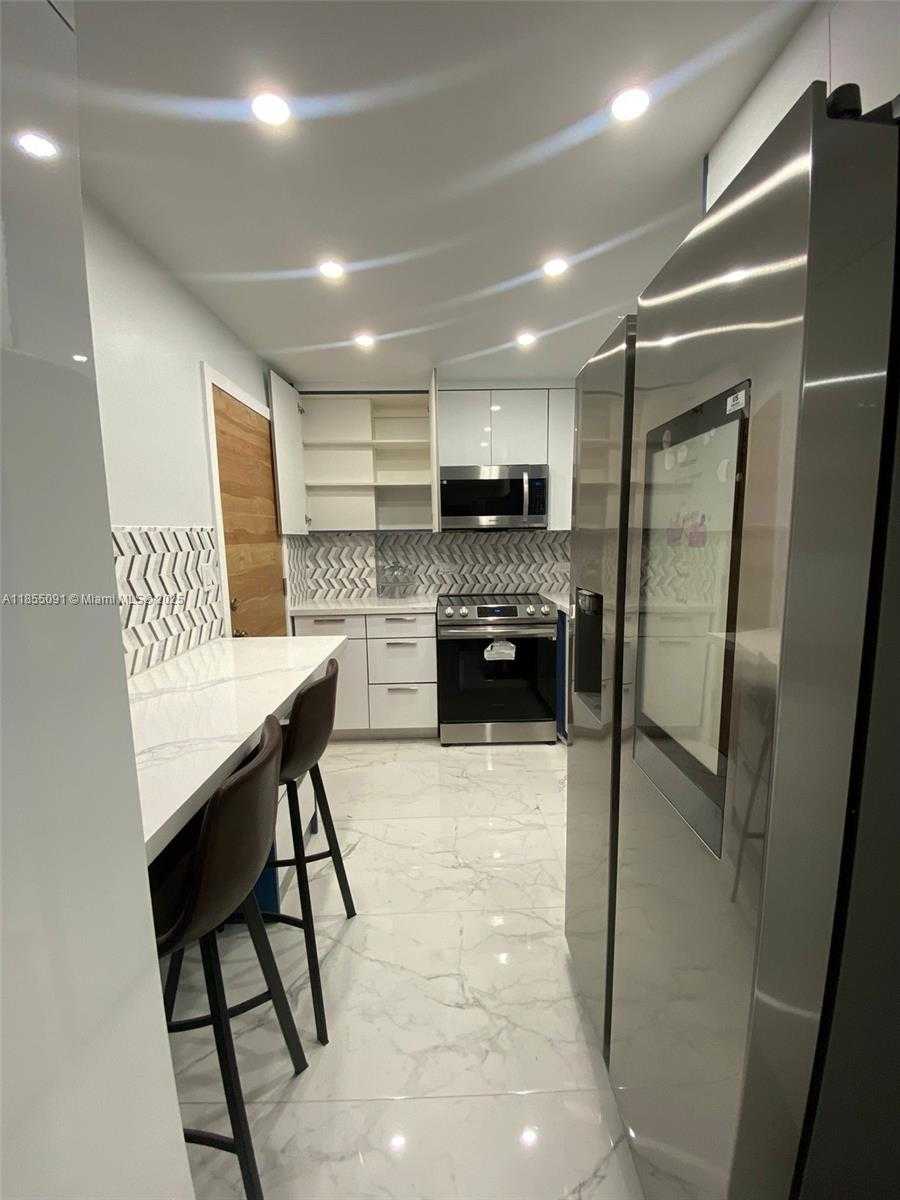 Small Image of Miami Beach Number 4