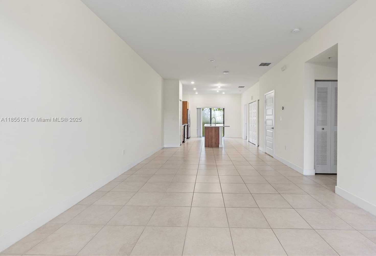 Small Image of 7831 NORTH WEST 104TH AVE #22, Doral Number 10