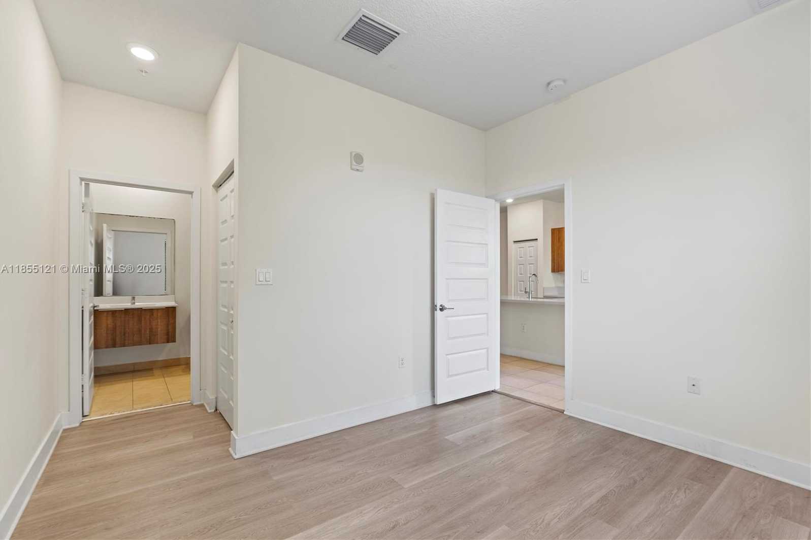 Small Image of 7831 NORTH WEST 104TH AVE #22, Doral Number 24