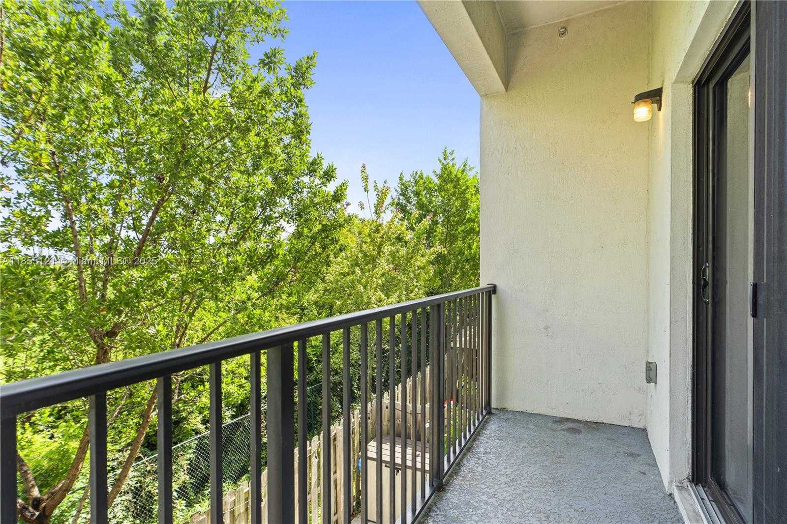 Small Image of 7831 NORTH WEST 104TH AVE #22, Doral Number 39