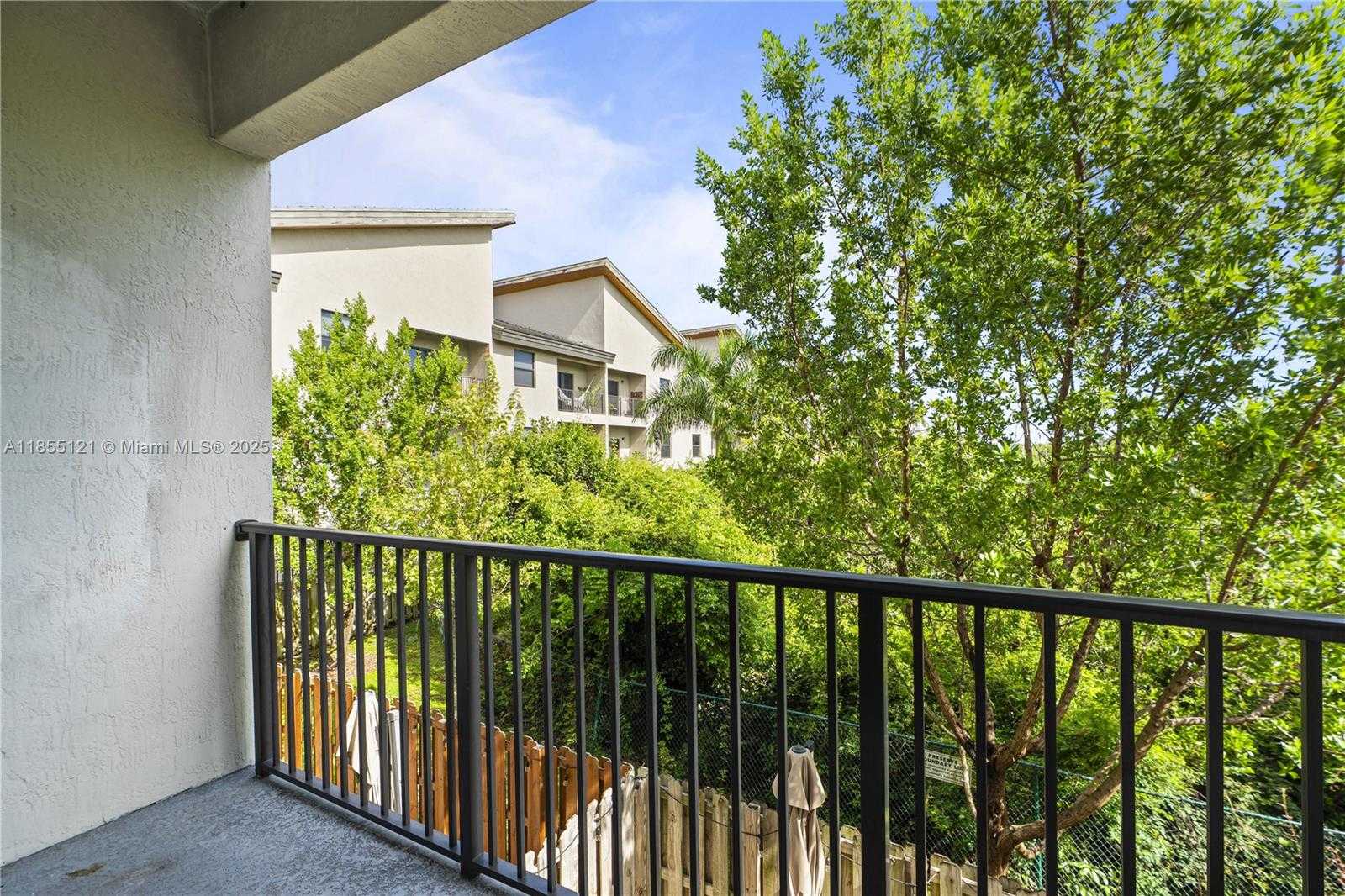 Small Image of 7831 NORTH WEST 104TH AVE #22, Doral Number 41