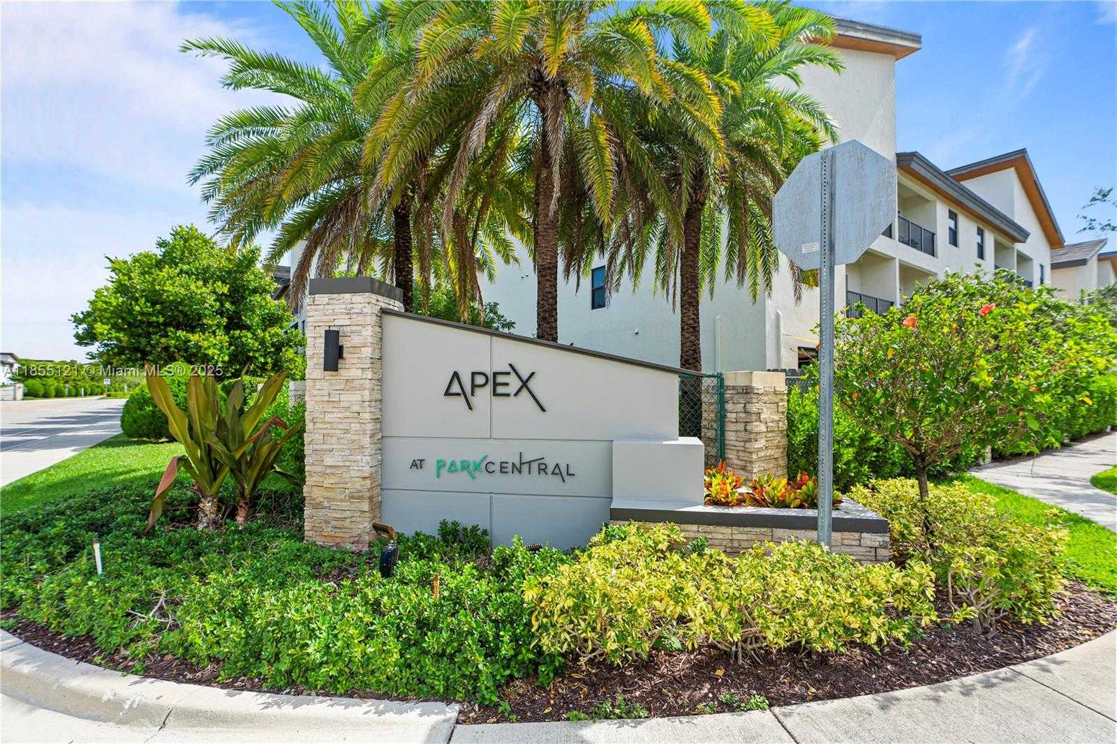Small Image of 7831 NORTH WEST 104TH AVE #22, Doral Number 43