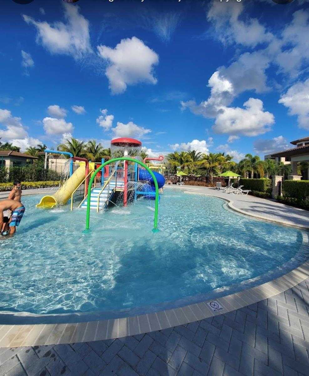 Small Image of 7831 NORTH WEST 104TH AVE #22, Doral Number 54