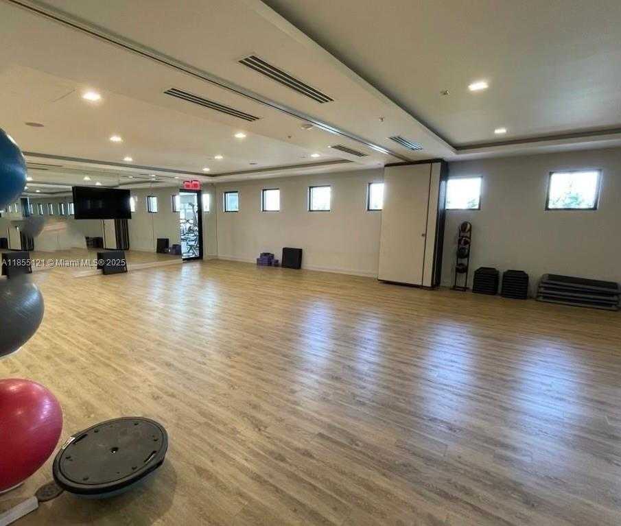 Small Image of 7831 NORTH WEST 104TH AVE #22, Doral Number 58