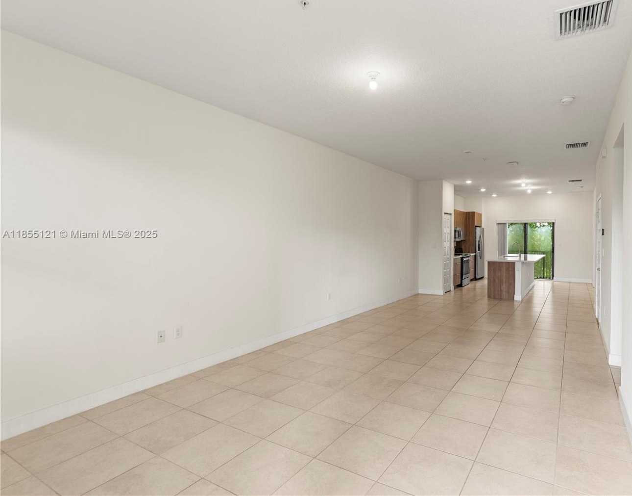 Small Image of 7831 NORTH WEST 104TH AVE #22, Doral Number 6