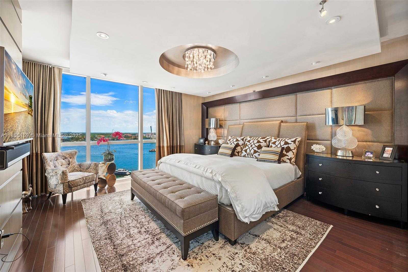 Small Image of 450 ALTON RD #1907, Miami Beach Number 23