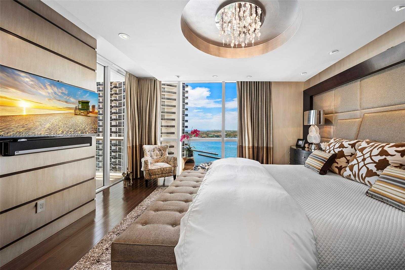 Small Image of 450 ALTON RD #1907, Miami Beach Number 24