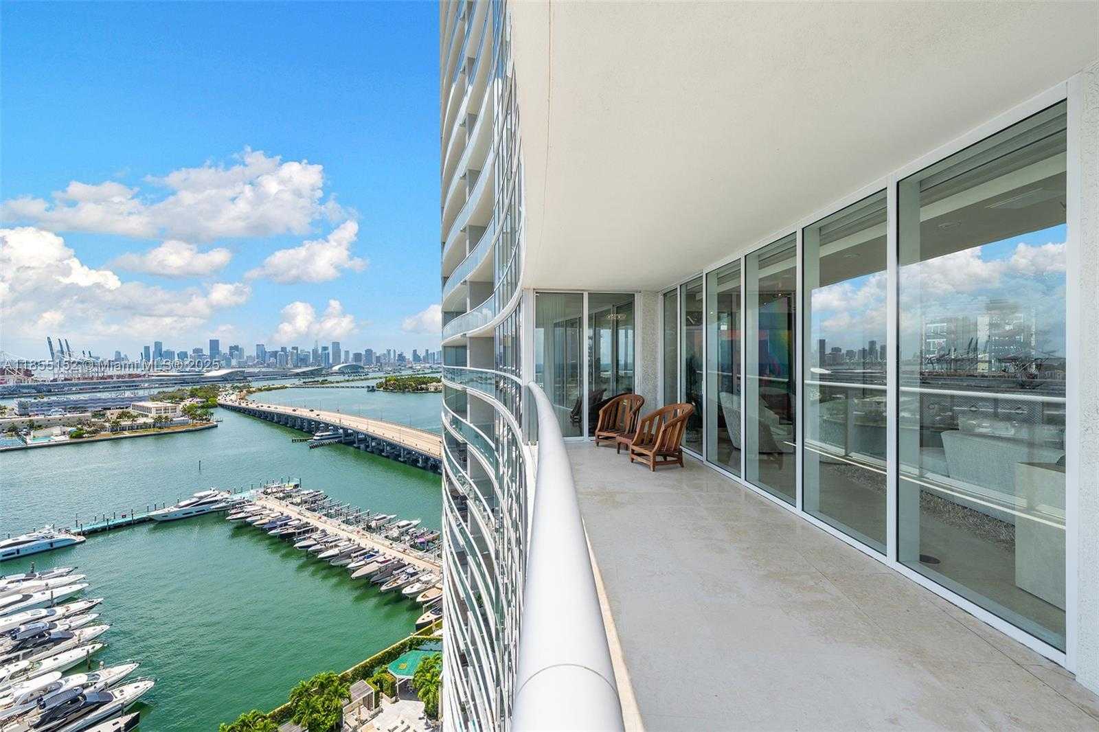 Small Image of 450 ALTON RD #1907, Miami Beach Number 3