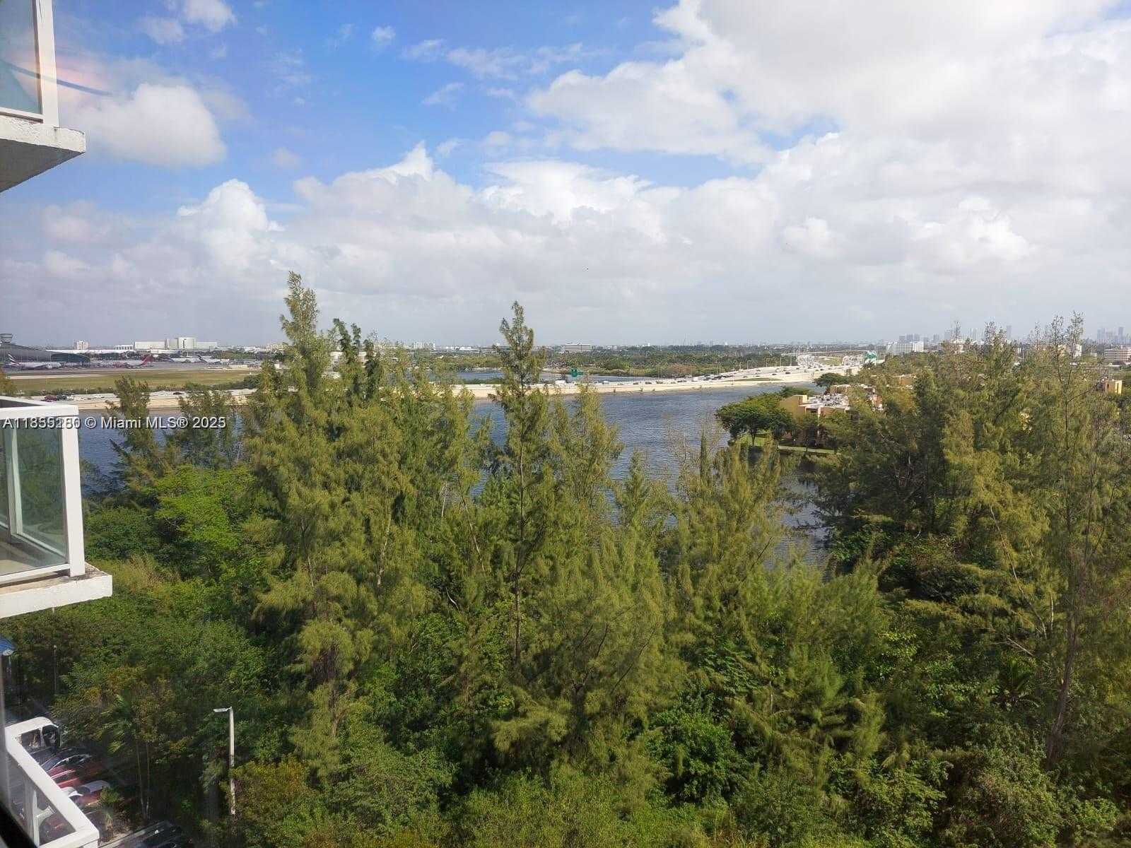 Small Image of 5077 NORTH WEST 7TH ST #1111, Miami Number 23