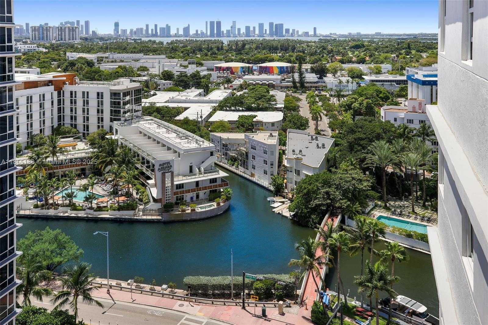 Small Image of 2401 COLLINS AVE #1807, Miami Beach Number 11