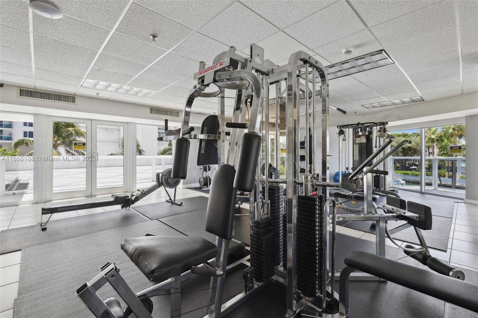 Small Image of 2401 COLLINS AVE #1807, Miami Beach Number 34