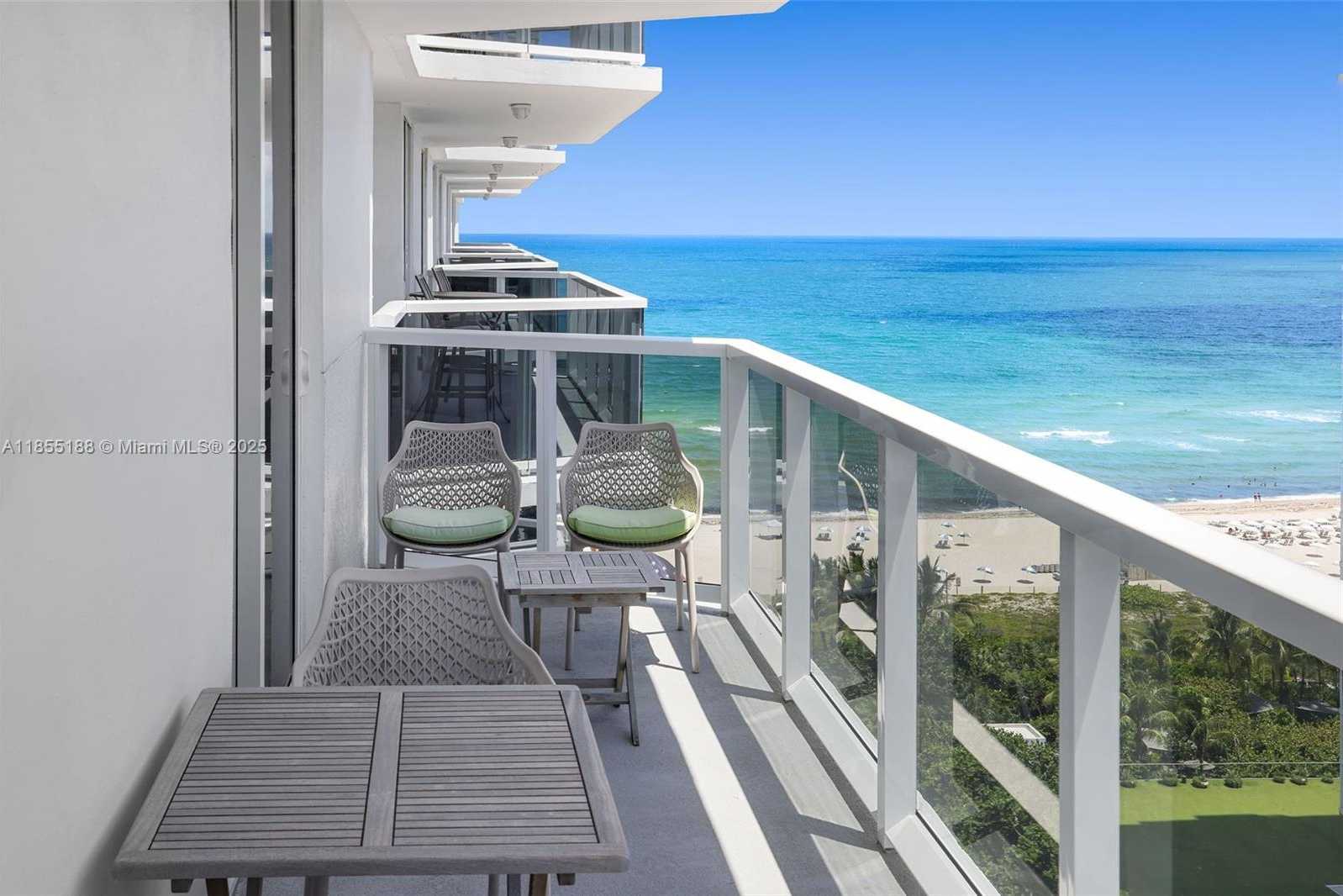 Small Image of 2401 COLLINS AVE #1807, Miami Beach Number 8