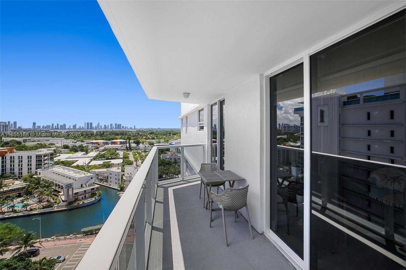 Small Image of 2401 COLLINS AVE #1807, Miami Beach Number 9