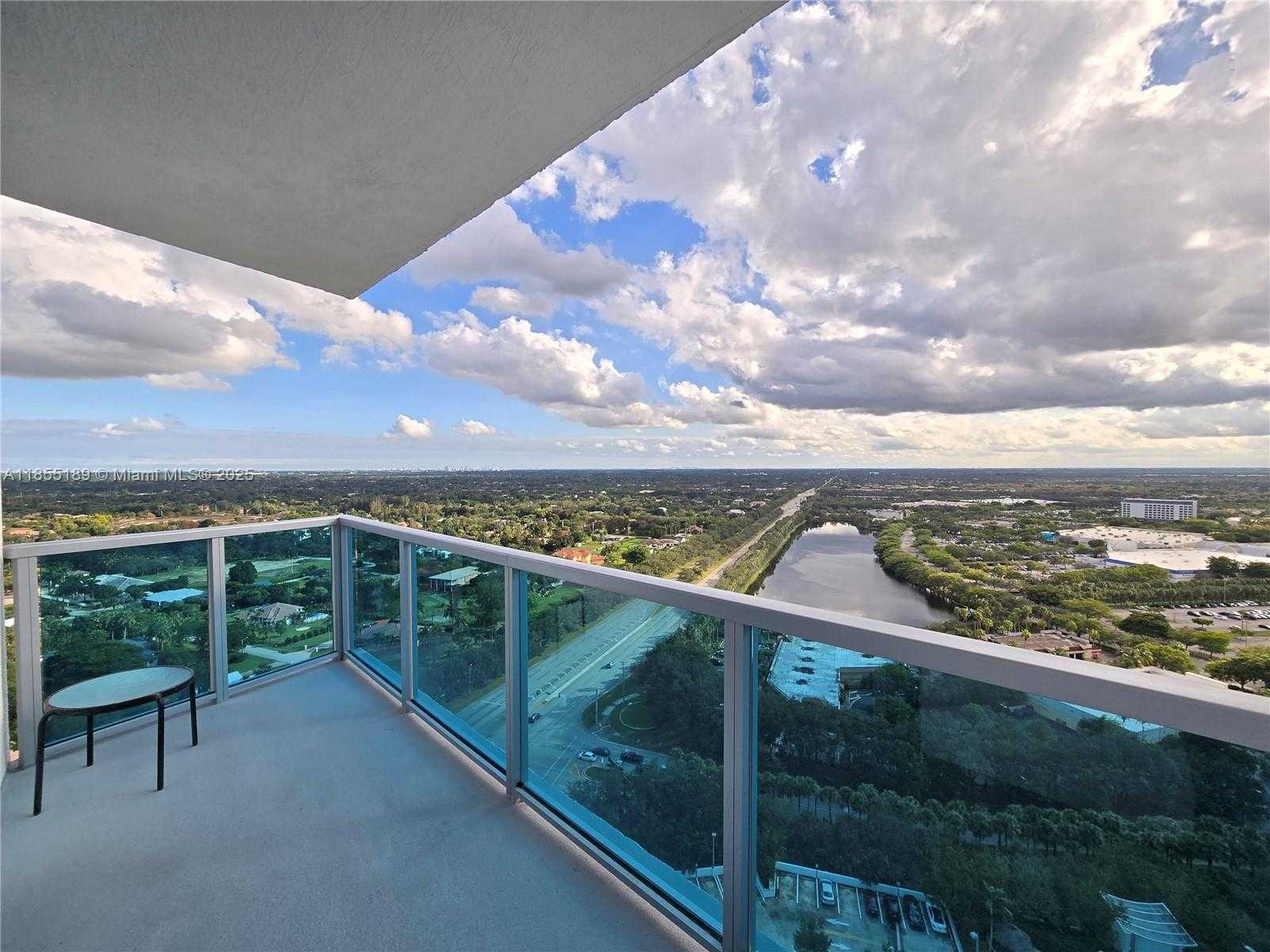 Small Image of 2641 NORTH FLAMINGO RD #2601N, Sunrise Number 13