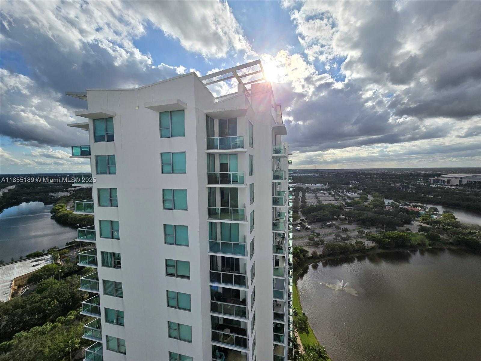 Small Image of 2641 NORTH FLAMINGO RD #2601N, Sunrise Number 20