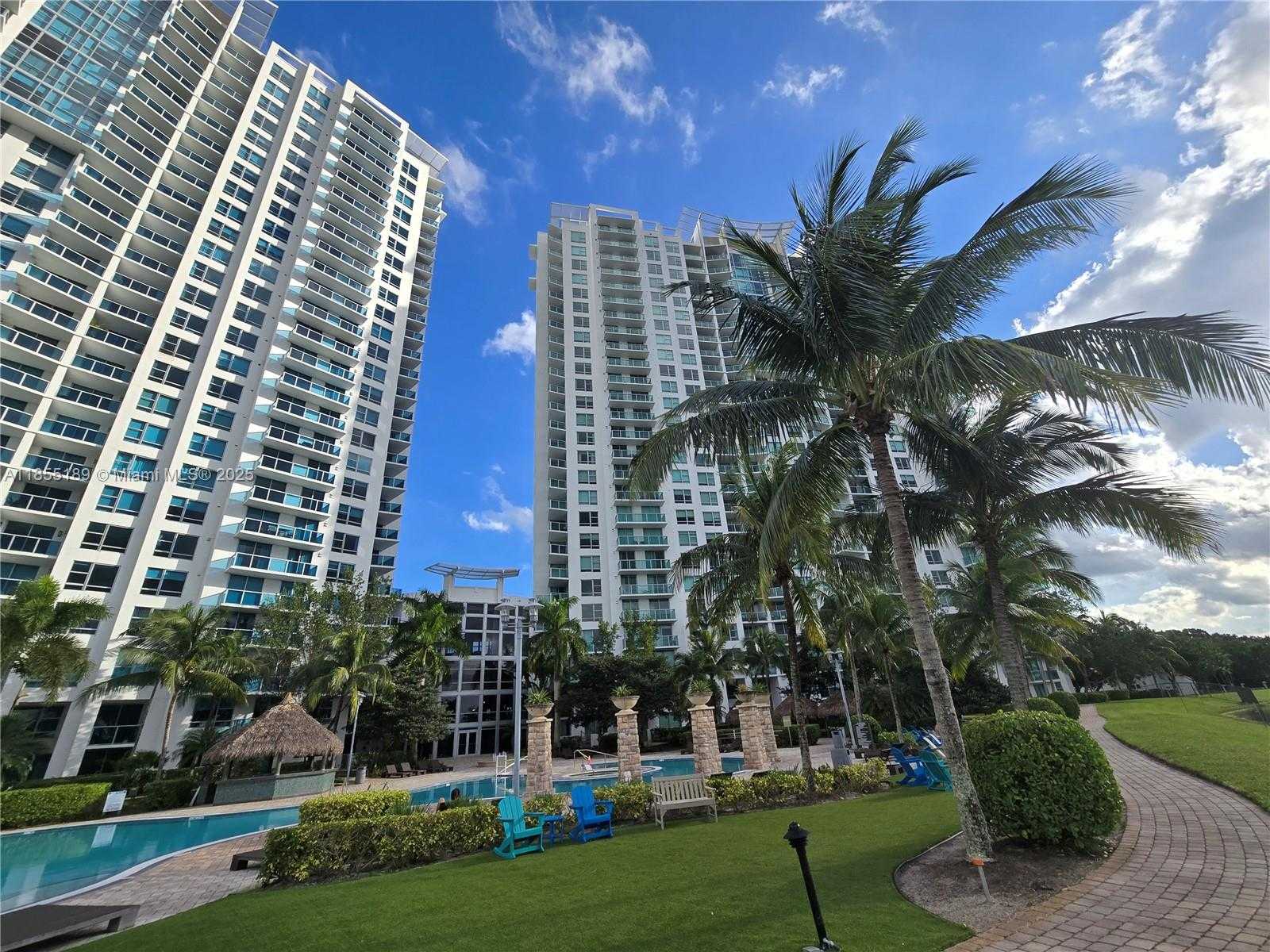 Small Image of 2641 NORTH FLAMINGO RD #2601N, Sunrise Number 33