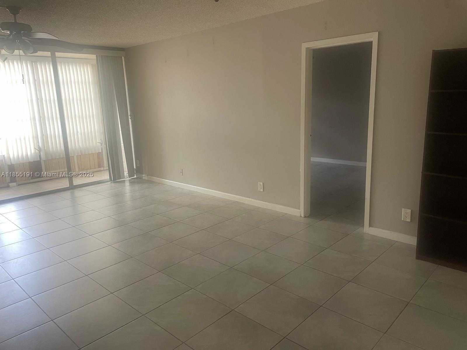 Small Image of 8311 SANDS POINT BLVD #R105, Tamarac Number 16
