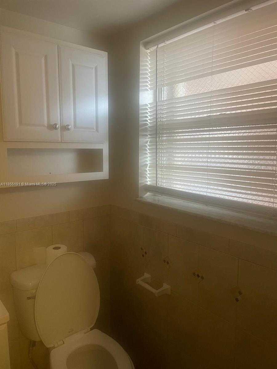 Small Image of 8311 SANDS POINT BLVD #R105, Tamarac Number 18