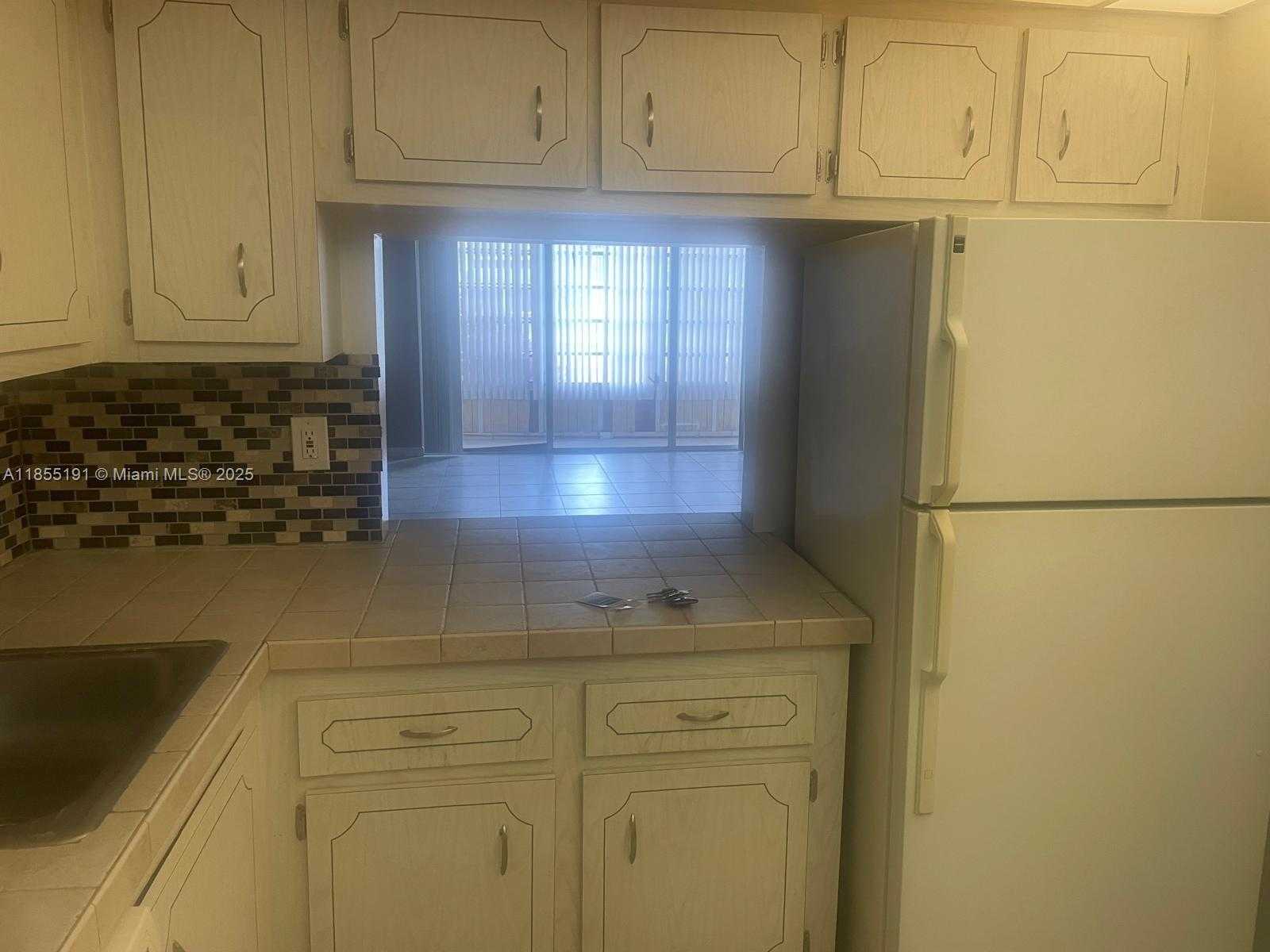 Small Image of 8311 SANDS POINT BLVD #R105, Tamarac Number 20