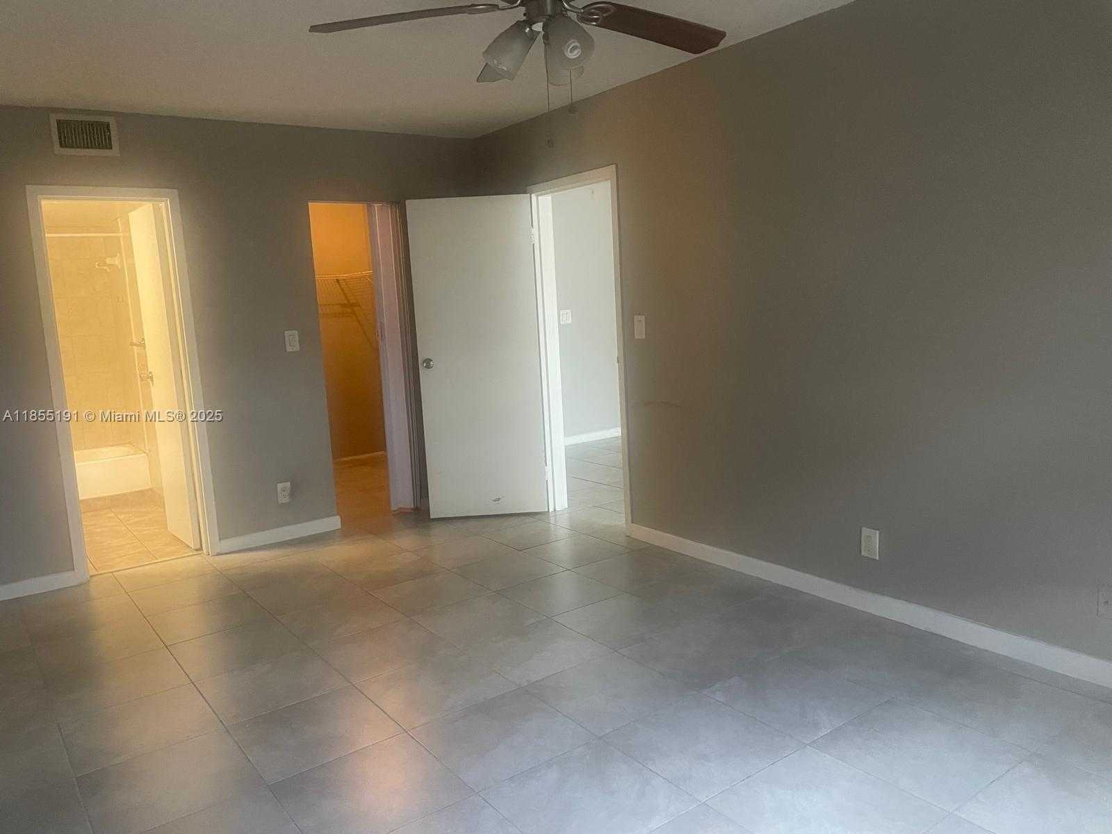 Small Image of 8311 SANDS POINT BLVD #R105, Tamarac Number 22