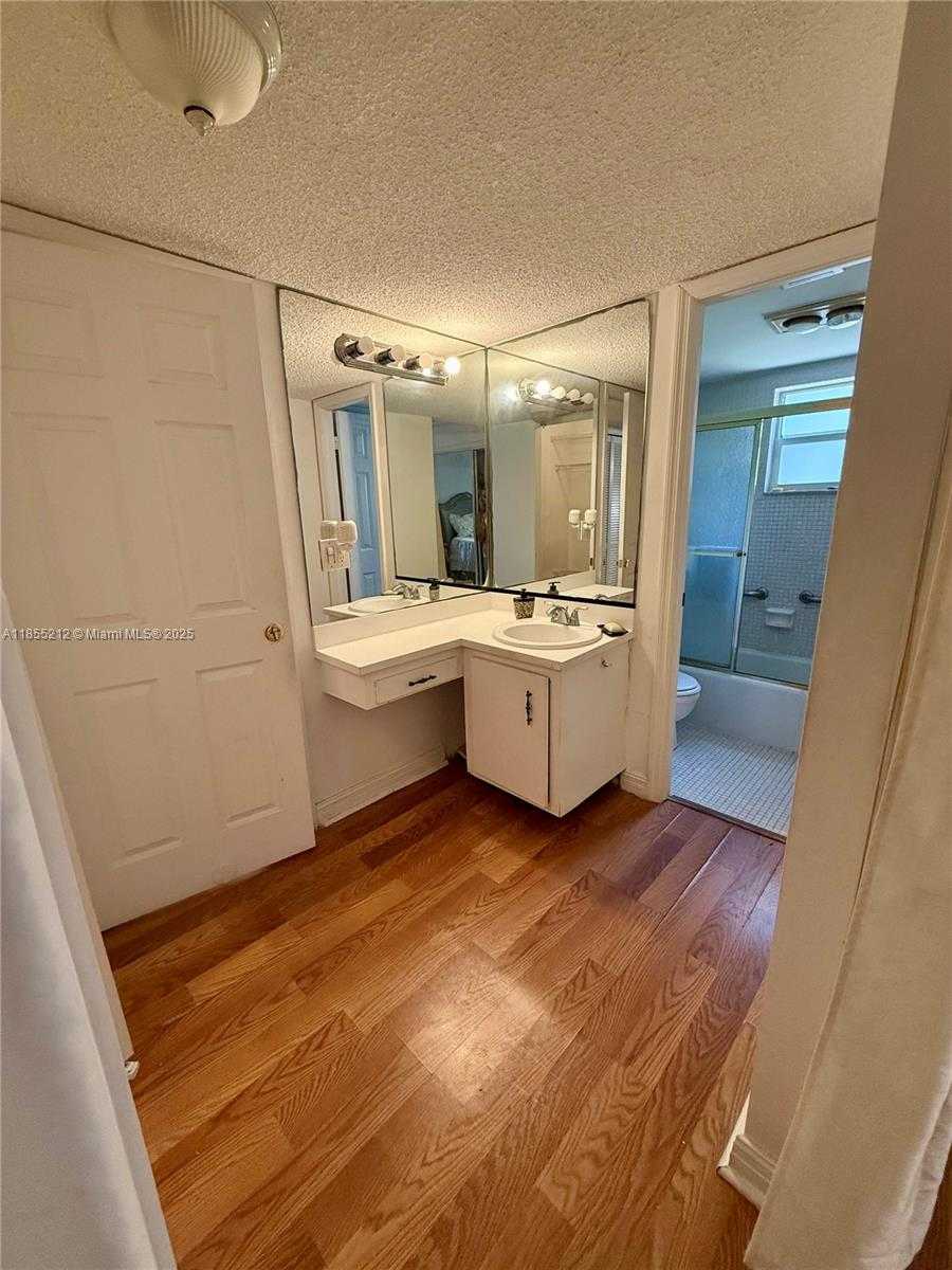 Small Image of 3060 HOLIDAY SPRINGS BLVD #104, Margate Number 15