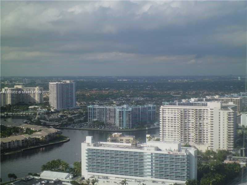 Small Image of 1850 SOUTH OCEAN DR #3210, Hallandale Beach Number 3