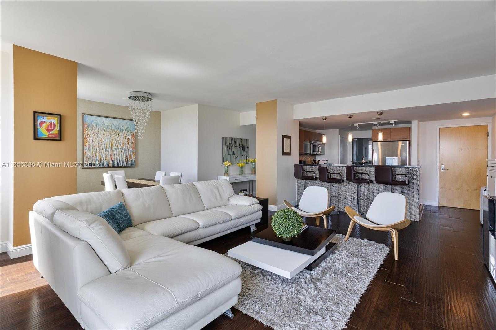 Small Image of 244 BISCAYNE BLVD #1803, Miami Number 11
