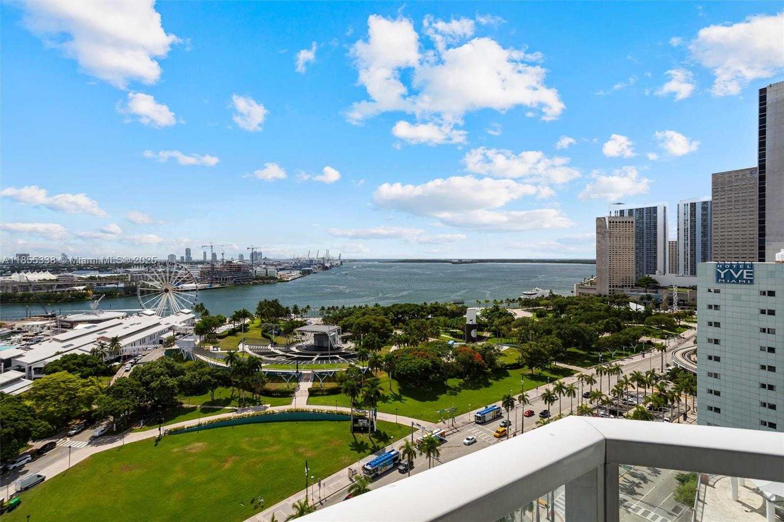 Small Image of 244 BISCAYNE BLVD #1803, Miami Number 13