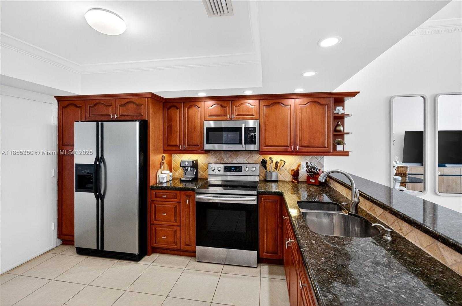 Small Image of 1351 NORTH EAST MIAMI GARDENS DR #1712E, Miami Number 12