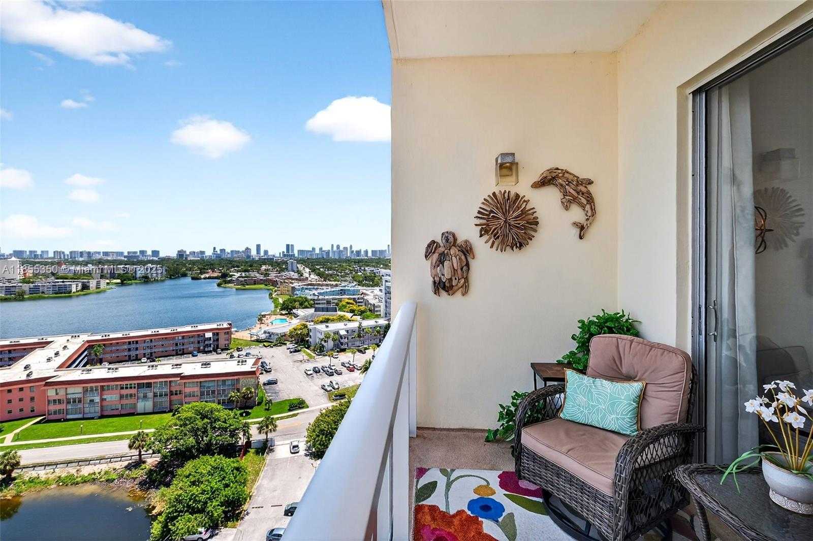 Small Image of 1351 NORTH EAST MIAMI GARDENS DR #1712E, Miami Number 18