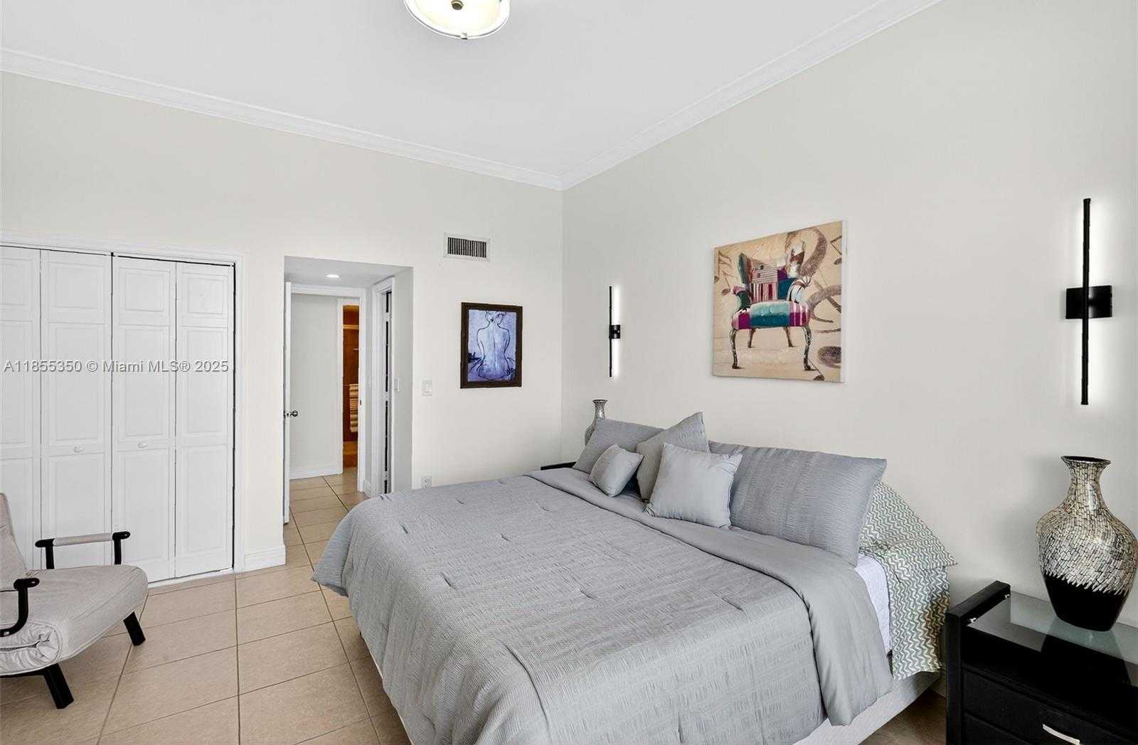 Small Image of 1351 NORTH EAST MIAMI GARDENS DR #1712E, Miami Number 25
