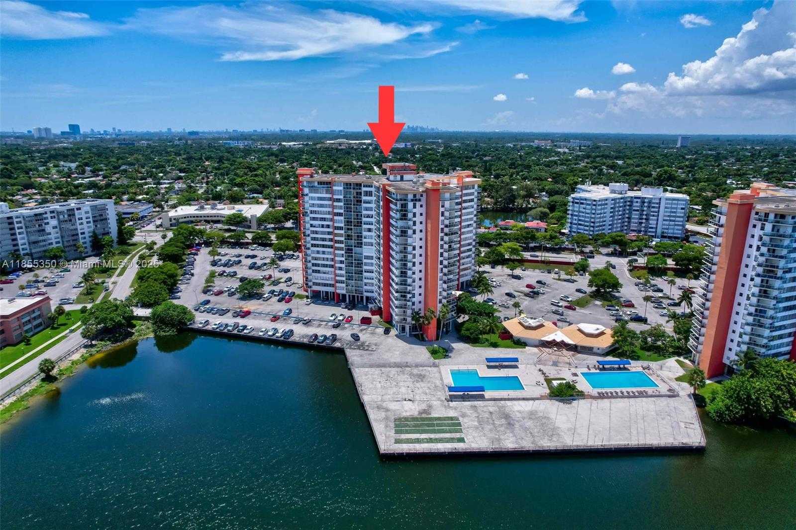 Small Image of 1351 NORTH EAST MIAMI GARDENS DR #1712E, Miami Number 35