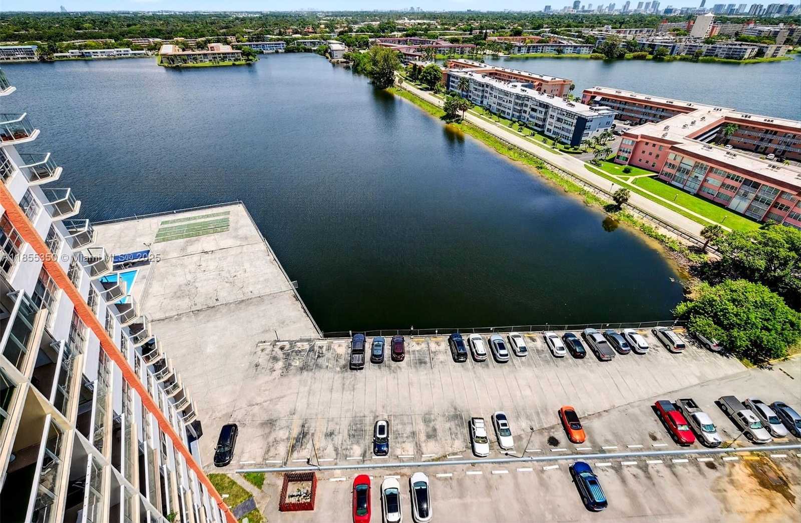 Small Image of 1351 NORTH EAST MIAMI GARDENS DR #1712E, Miami Number 6