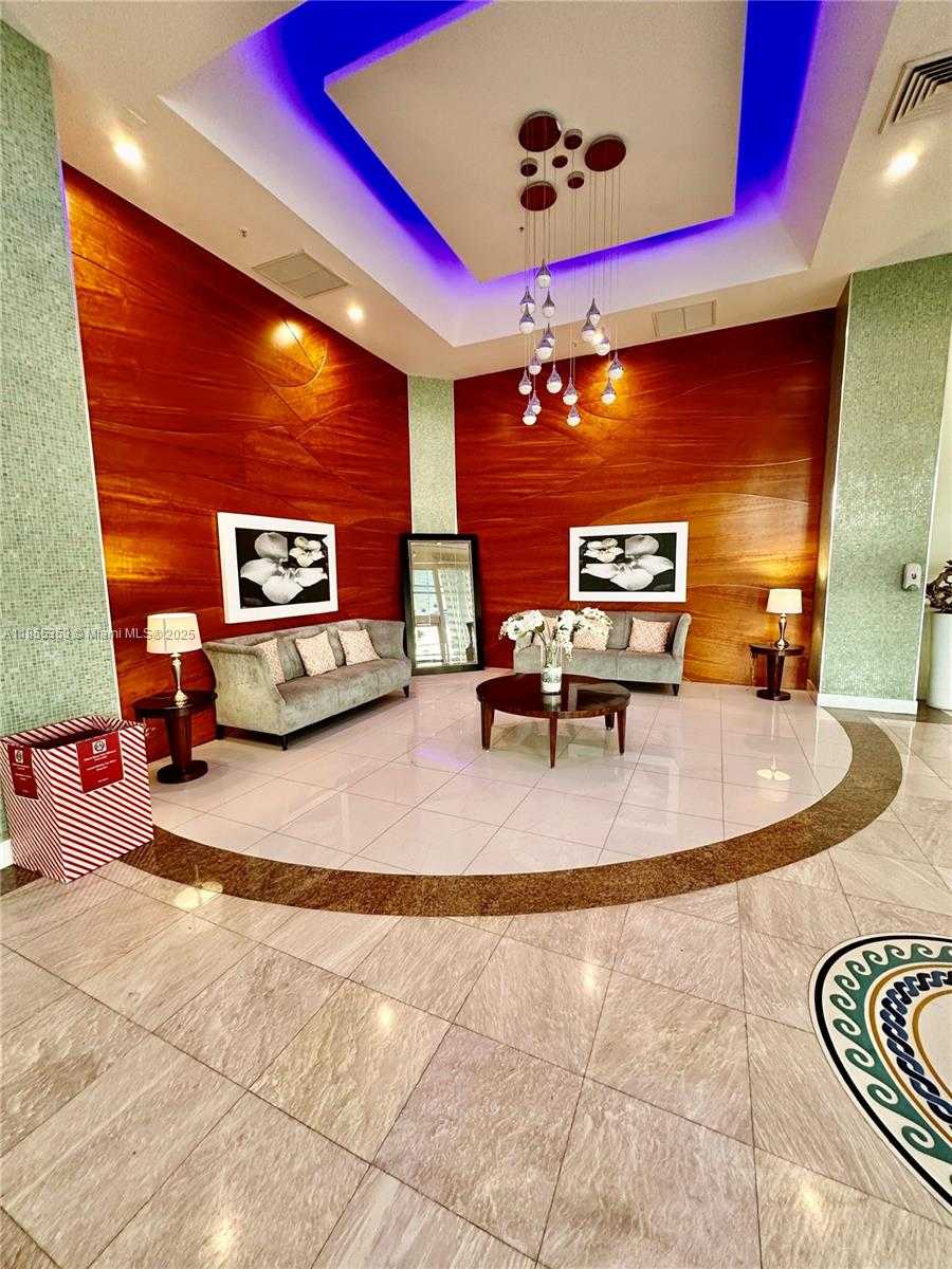 Small Image of 6301 COLLINS AVE #806, Miami Beach Number 20