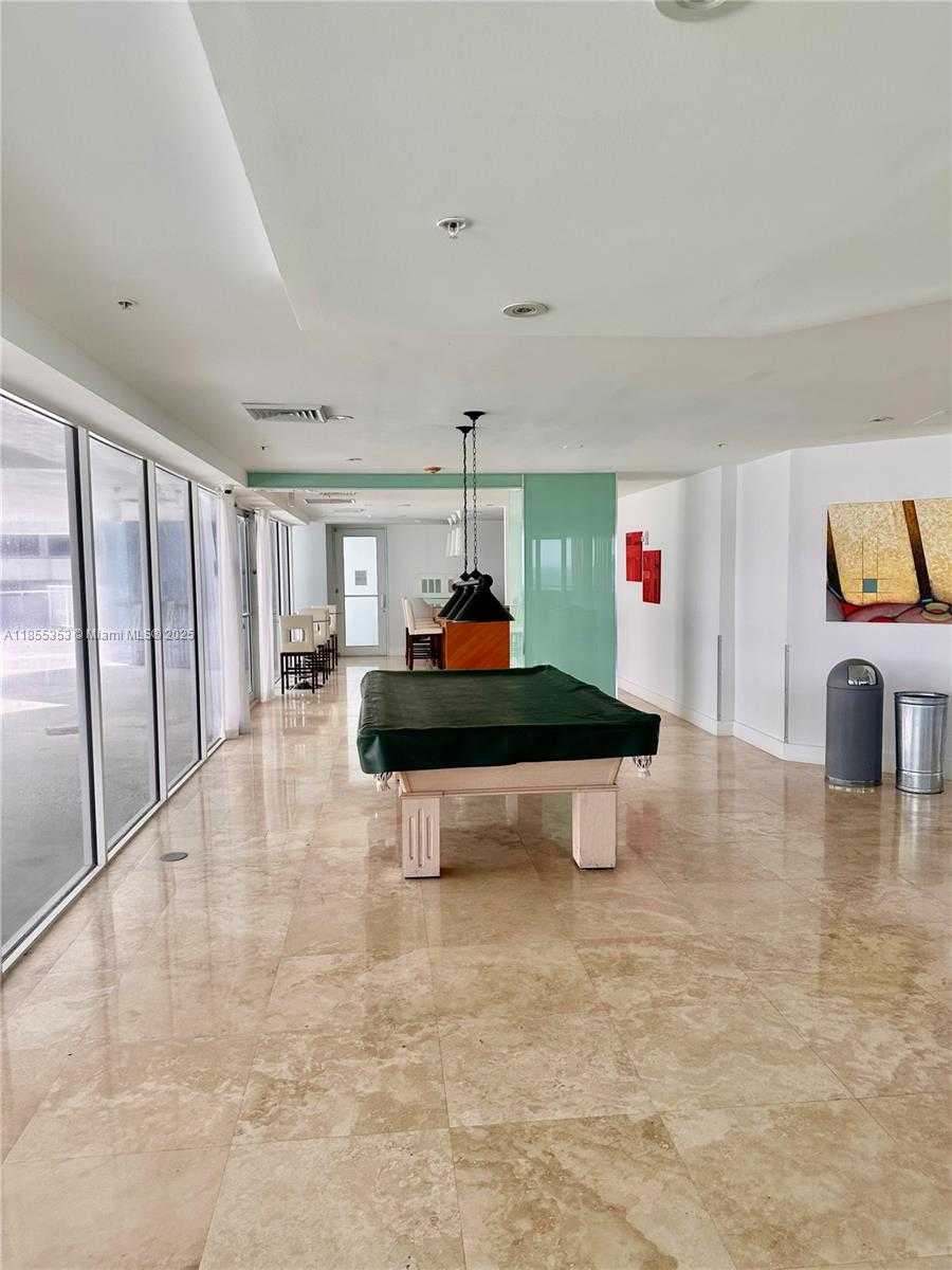 Small Image of 6301 COLLINS AVE #806, Miami Beach Number 23