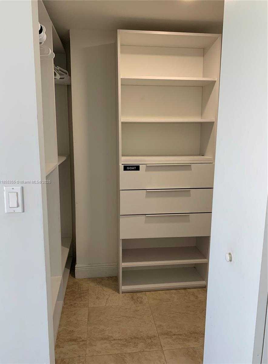 Small Image of 185 SOUTH WEST 7TH ST #2202, Miami Number 14