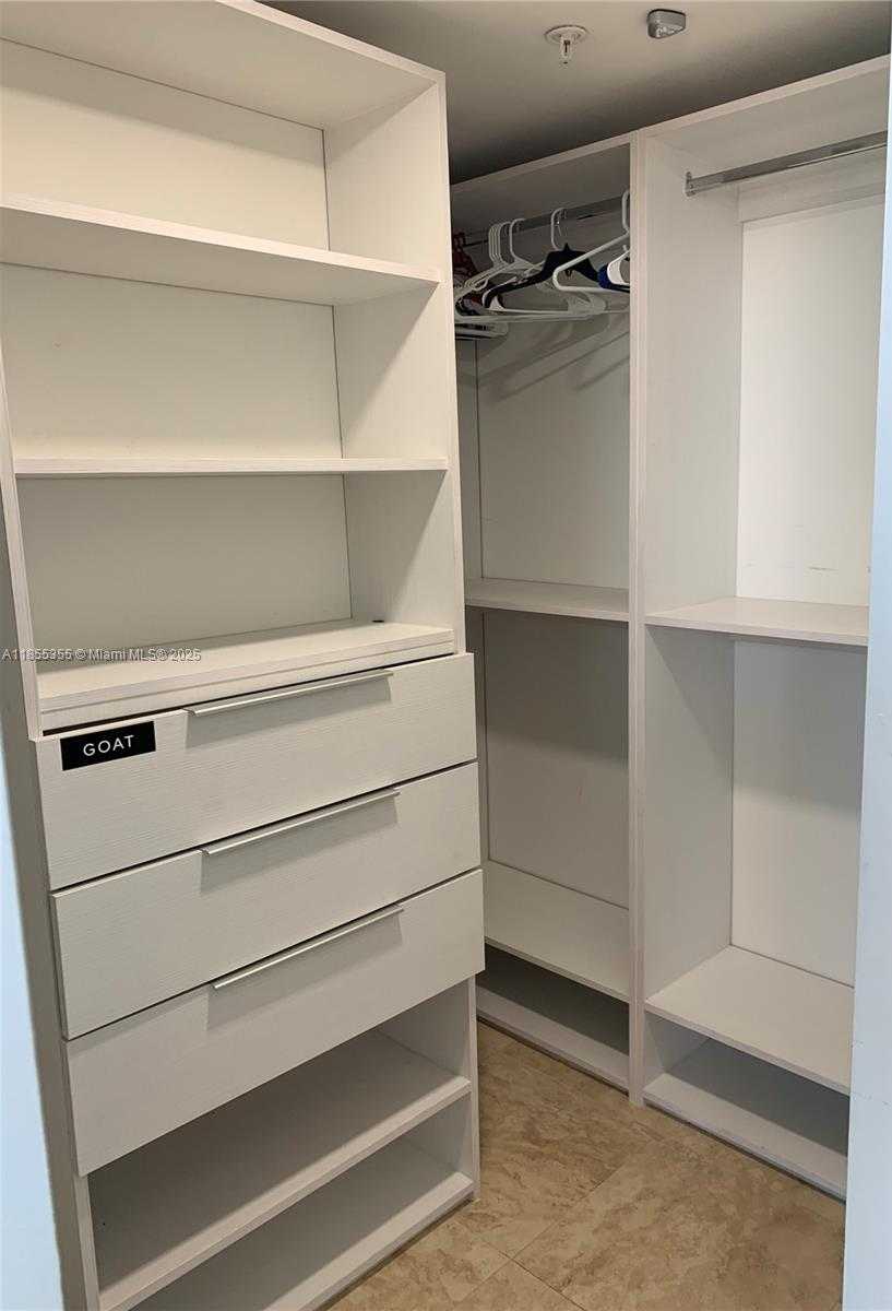 Small Image of 185 SOUTH WEST 7TH ST #2202, Miami Number 15