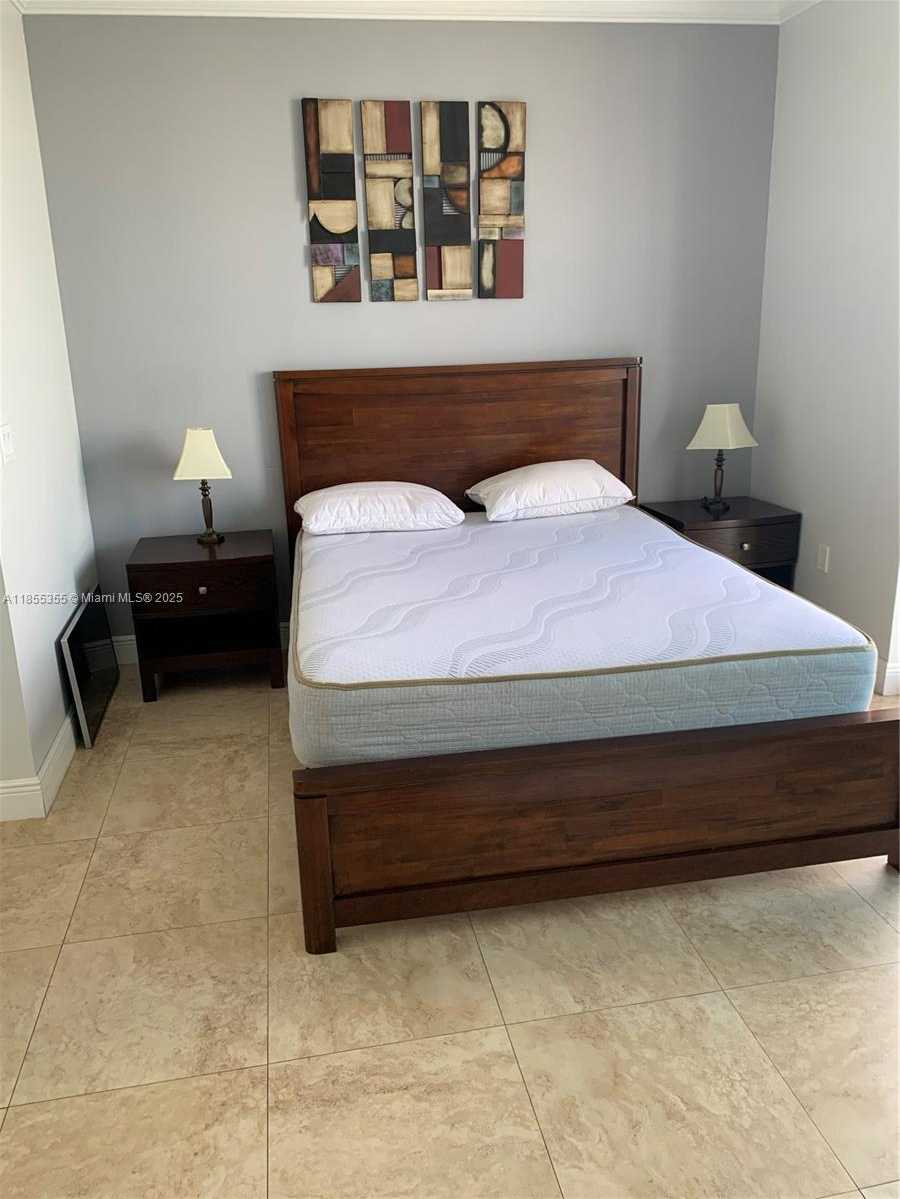 Small Image of 185 SOUTH WEST 7TH ST #2202, Miami Number 17