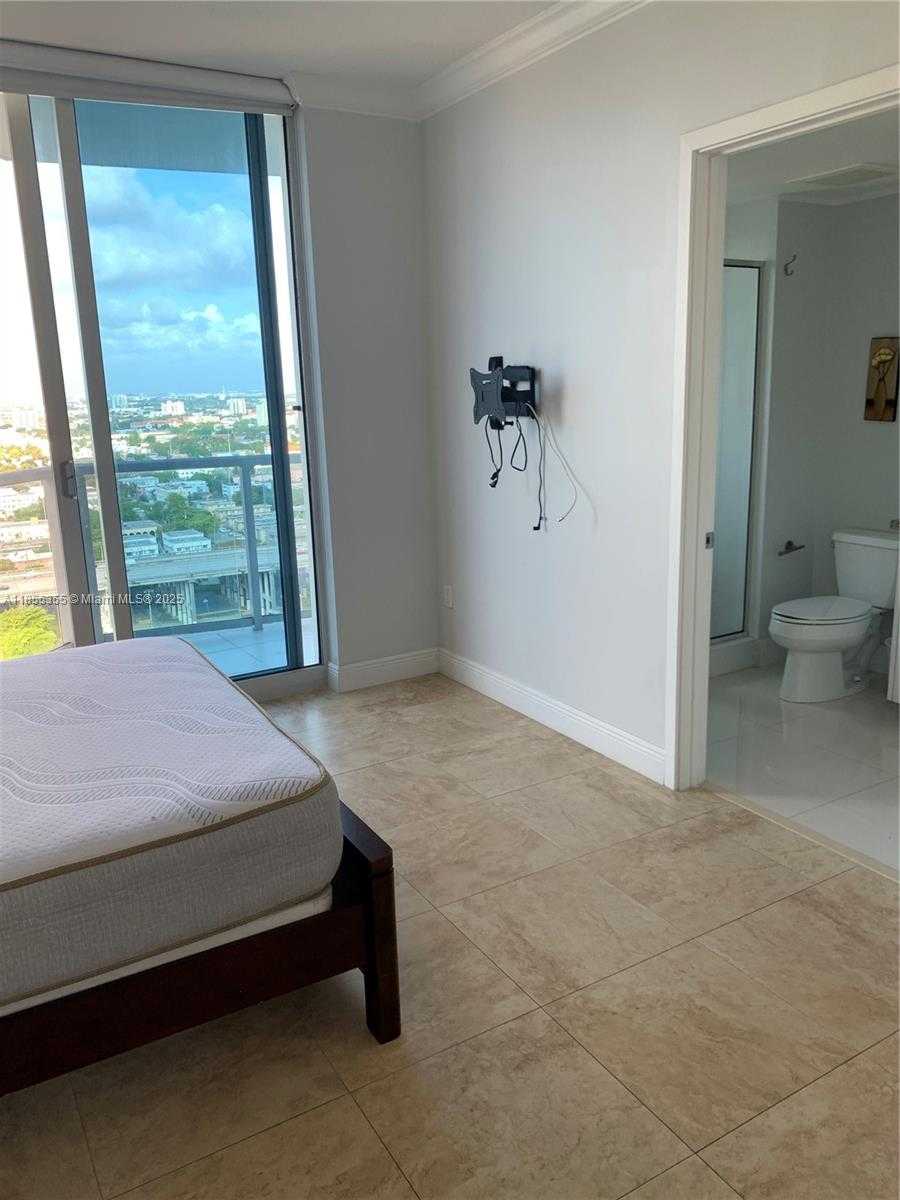 Small Image of 185 SOUTH WEST 7TH ST #2202, Miami Number 18